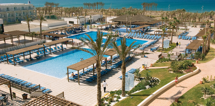 https://hipartners.com/sites/default/files/hotel/2019-04/Barcelo%CC%81_cabo_de_gata.jpg